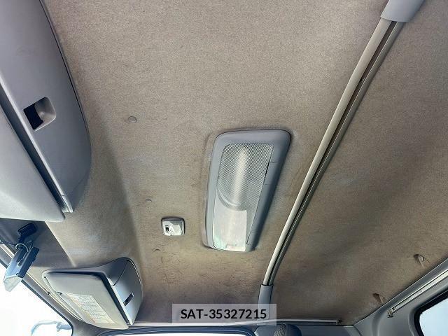 Isuzu FORWARD 2011-06 6676012-25