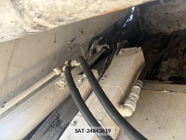Isuzu FORWARD 2017-07 6676007-11