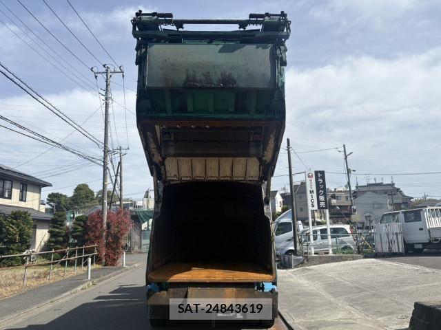 Isuzu FORWARD 2017-07 6676007-16