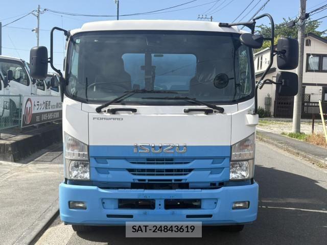 Isuzu FORWARD 2017-07 6676007-4