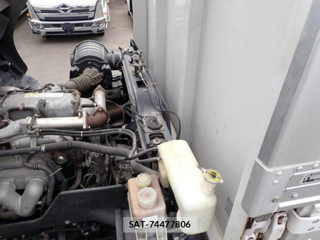 Isuzu FORWARD 2015-08 6676005-12