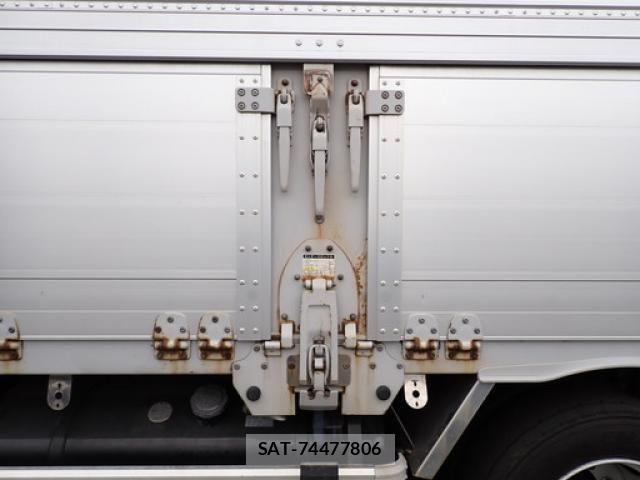 Isuzu FORWARD 2015-08 6676005-15