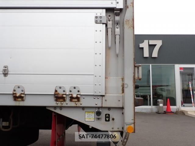Isuzu FORWARD 2015-08 6676005-17