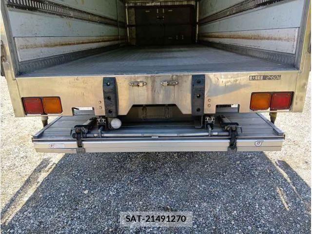 Isuzu FORWARD 2015-03 6676013-20