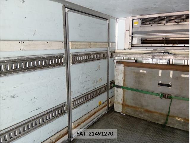Isuzu FORWARD 2015-03 6676013-27