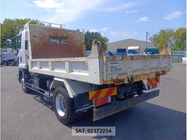 Isuzu FORWARD 2021-11 6676002-4