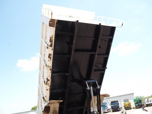 Isuzu FORWARD 2006-09 6689572-8