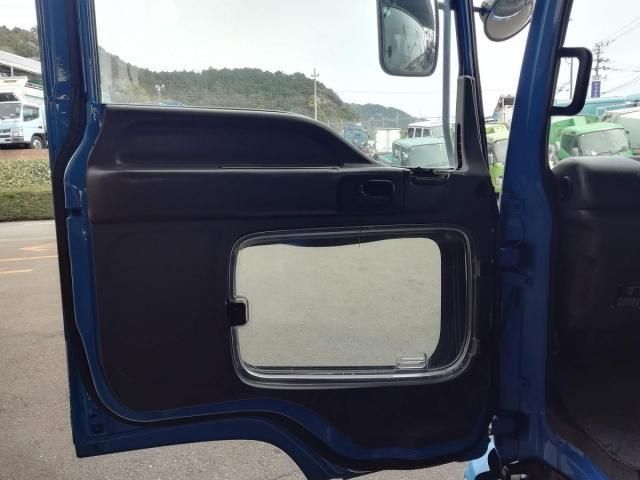 Isuzu FORWARD 1999-08 6689573-24