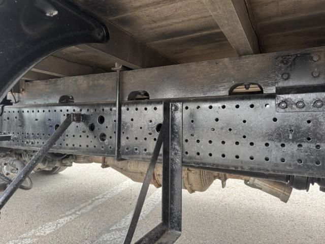 Isuzu FORWARD 2017-09 6689568-26