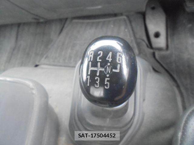 Isuzu FORWARD 2012-11 6691028-14