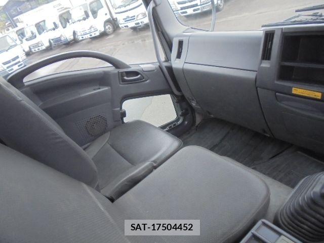 Isuzu FORWARD 2012-11 6691028-15