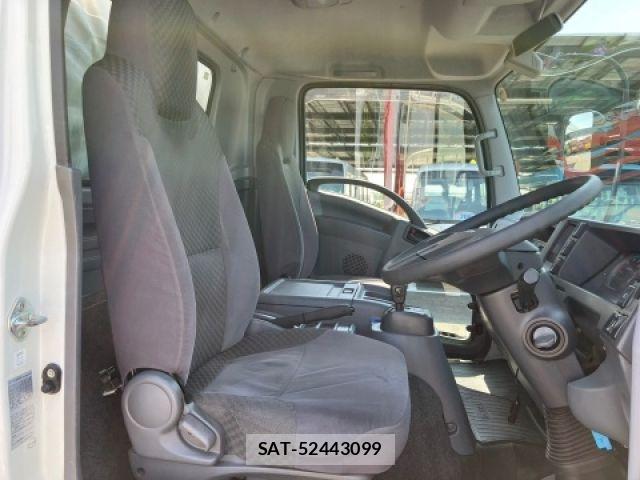 Isuzu FORWARD 2018-04 6716169-23