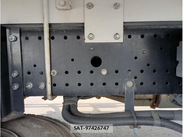 Isuzu FORWARD 2019-09 6716167-14