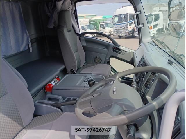 Isuzu FORWARD 2019-09 6716167-22