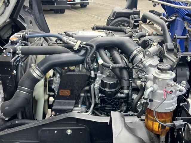 Isuzu FORWARD 2024-03 6734190-16