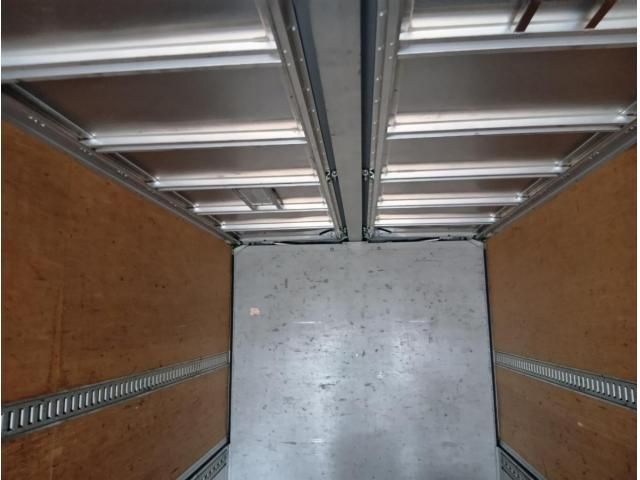 Isuzu FORWARD 2012-03 6805415-9
