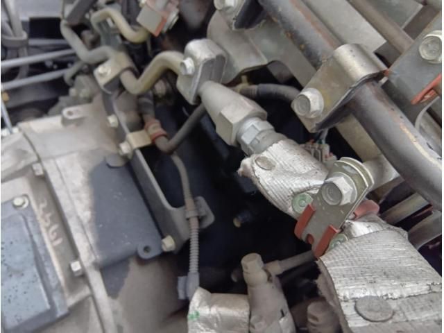 Isuzu FORWARD 2012-03 6805415-25