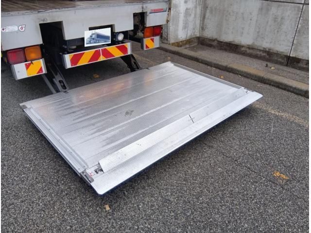 Isuzu FORWARD 2012-03 6805415-8