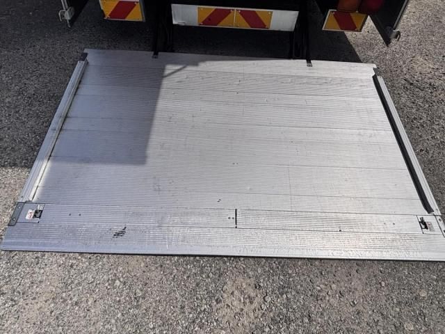 Isuzu FORWARD 2017-12 6805414-14