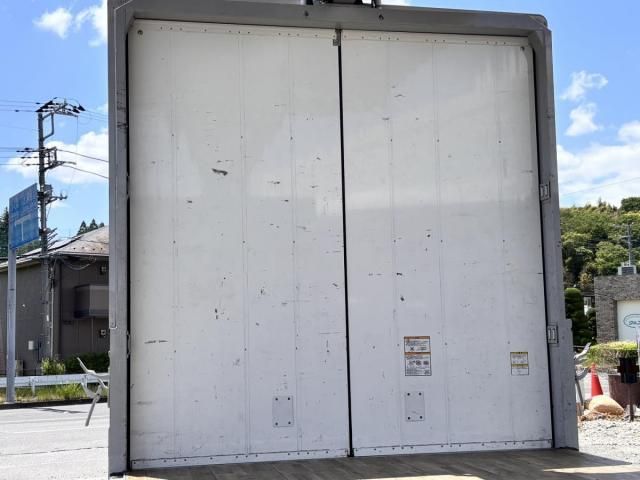Isuzu FORWARD 2018-10 6805413-24