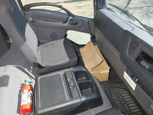 Isuzu FORWARD 2024-12 6805403-27
