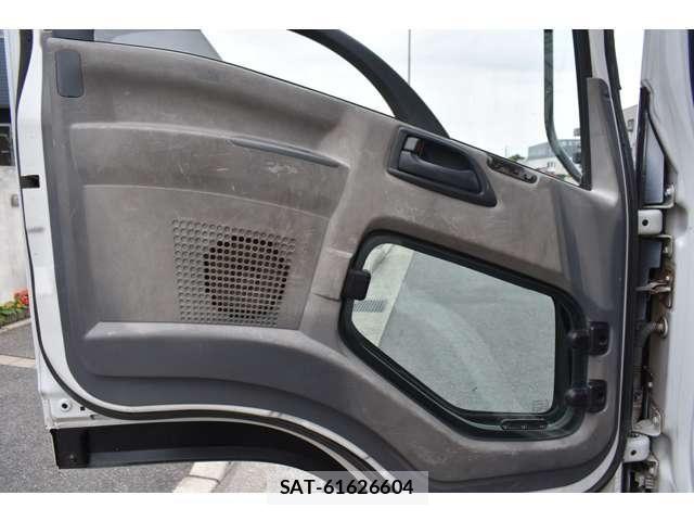 Isuzu FORWARD 2012-11 6814974-10