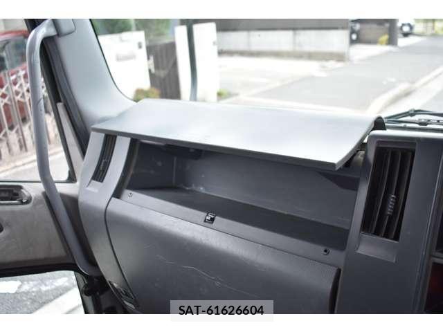 Isuzu FORWARD 2012-11 6814974-21