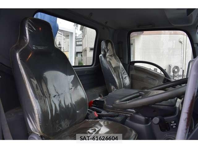 Isuzu FORWARD 2012-11 6814974-3