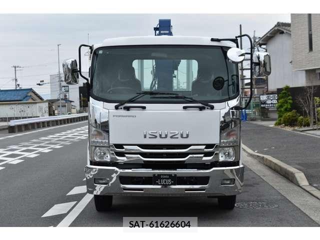 Isuzu FORWARD 2012-11 6814974-5