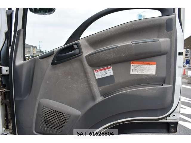 Isuzu FORWARD 2012-11 6814974-8