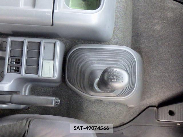 Isuzu FORWARD 2015-07 6905373-12