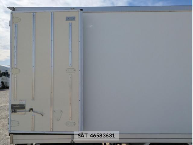Isuzu FORWARD 2018-12 6905360-19