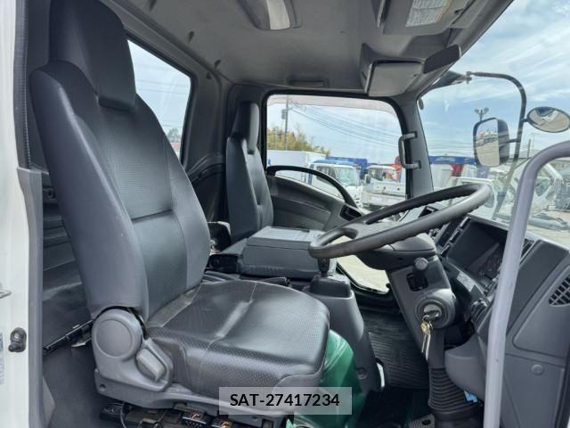 Isuzu FORWARD 2015-05 6905370-27