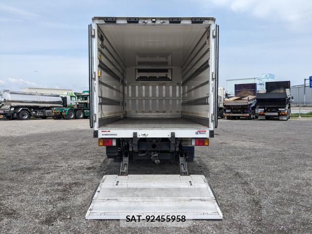Isuzu FORWARD 2018-12 6905372-9
