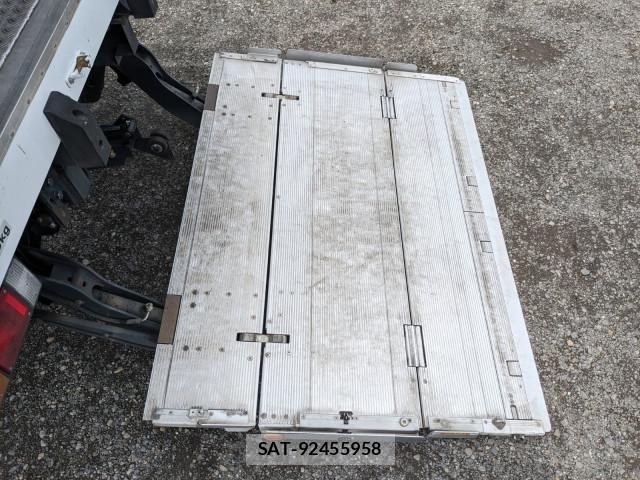 Isuzu FORWARD 2018-12 6905372-10