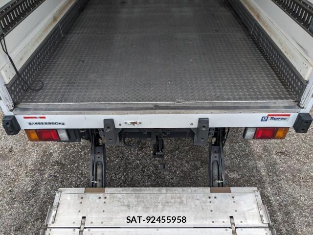 Isuzu FORWARD 2018-12 6905372-12