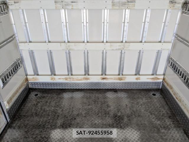 Isuzu FORWARD 2018-12 6905372-16