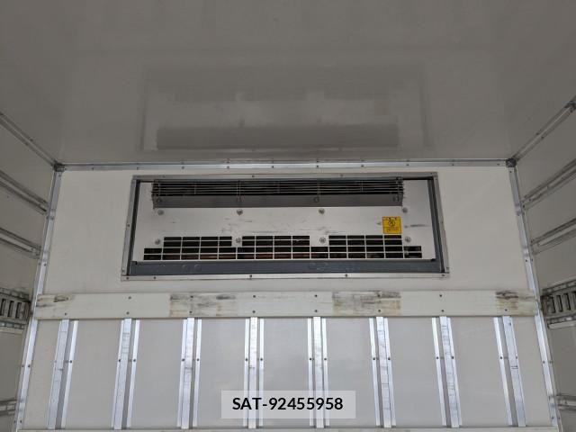 Isuzu FORWARD 2018-12 6905372-17