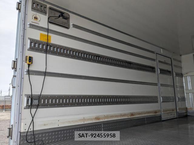 Isuzu FORWARD 2018-12 6905372-21