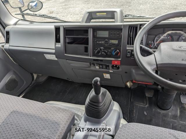 Isuzu FORWARD 2018-12 6905372-27