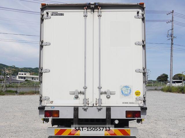 Isuzu FORWARD 2011-11 6905379-5