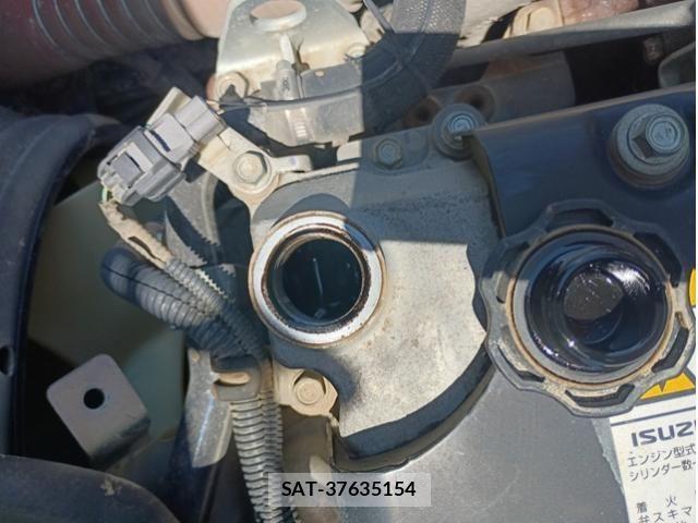 Isuzu FORWARD 2017-03 6905371-19