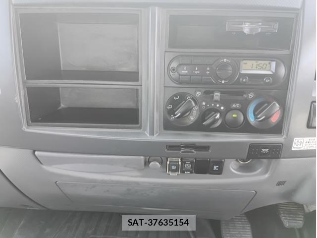 Isuzu FORWARD 2017-03 6905371-24
