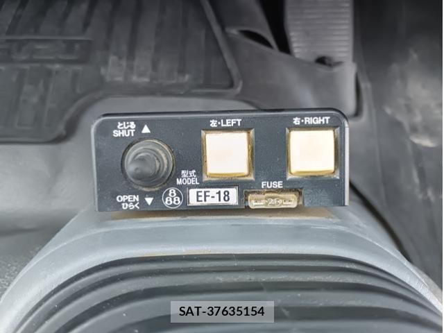 Isuzu FORWARD 2017-03 6905371-26