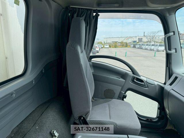 Isuzu FORWARD 2015-11 6905377-16