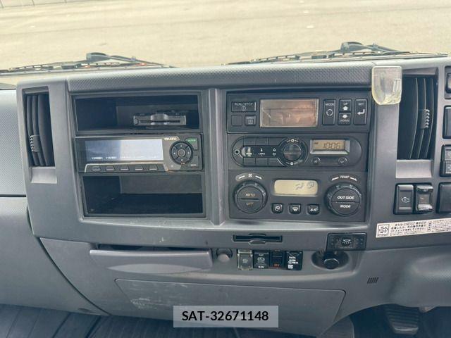 Isuzu FORWARD 2015-11 6905377-19