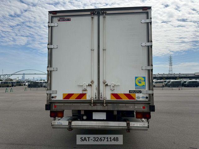 Isuzu FORWARD 2015-11 6905377-4