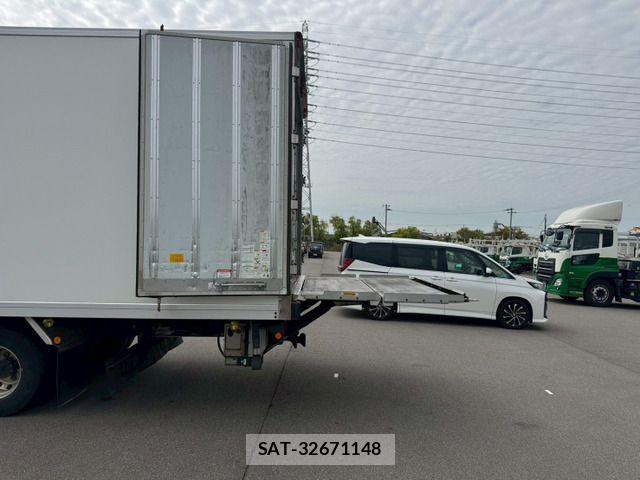 Isuzu FORWARD 2015-11 6905377-7