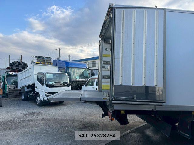 Isuzu FORWARD 2018-03 6905364-13