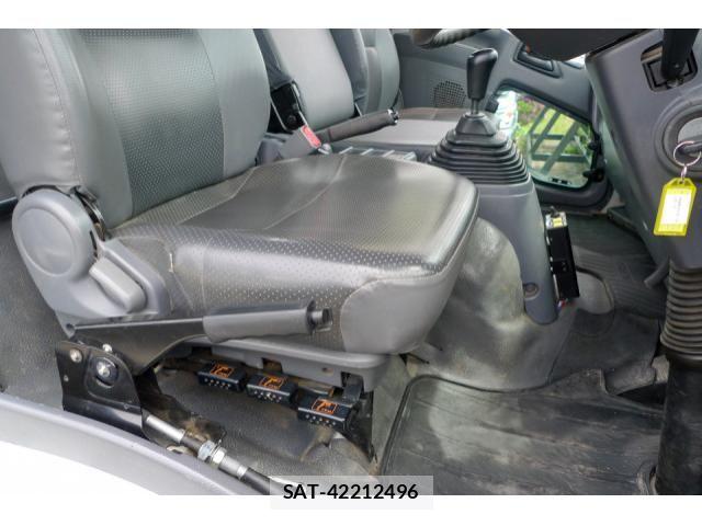 Isuzu FORWARD 2017-03 6905363-24